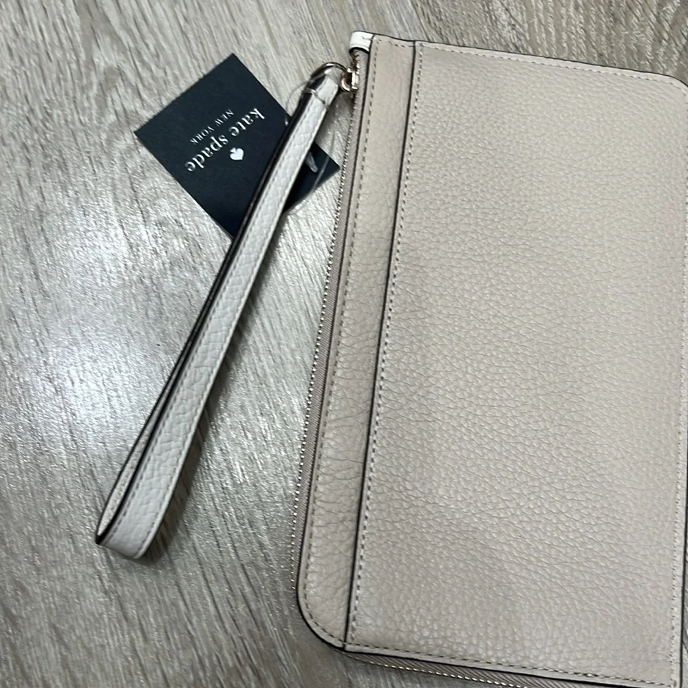 Kate Spade Lucy Colorblock Pebbled Leather Medium L-Zip Wristlet